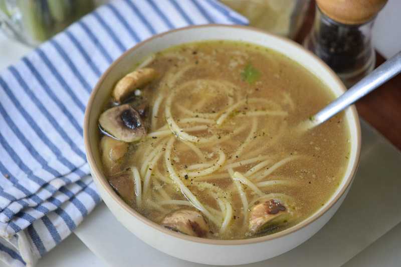 Грибной суп из шампиньонов — топ 5 рецептов супа с грибами