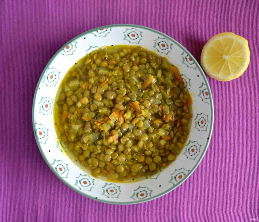 Суп из зеленой чечевицы с курицей