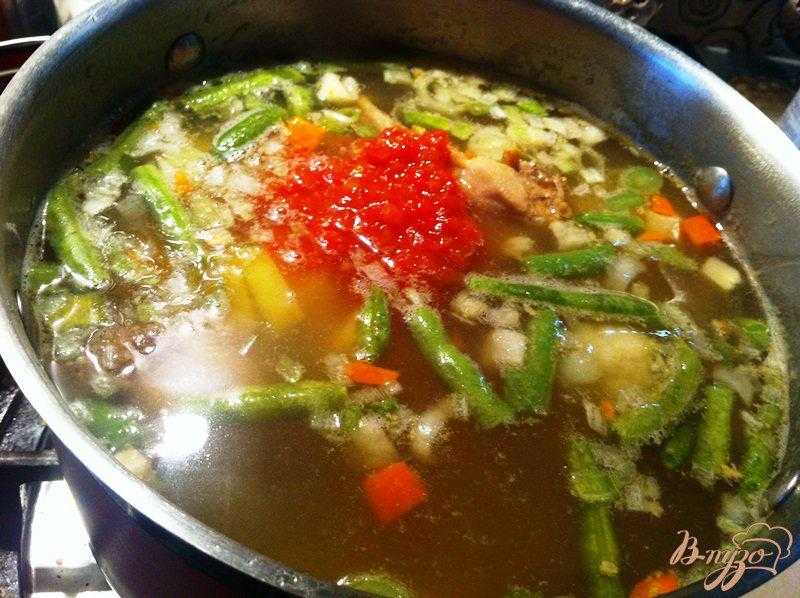 Куриный суп с домашней яичной лапшой