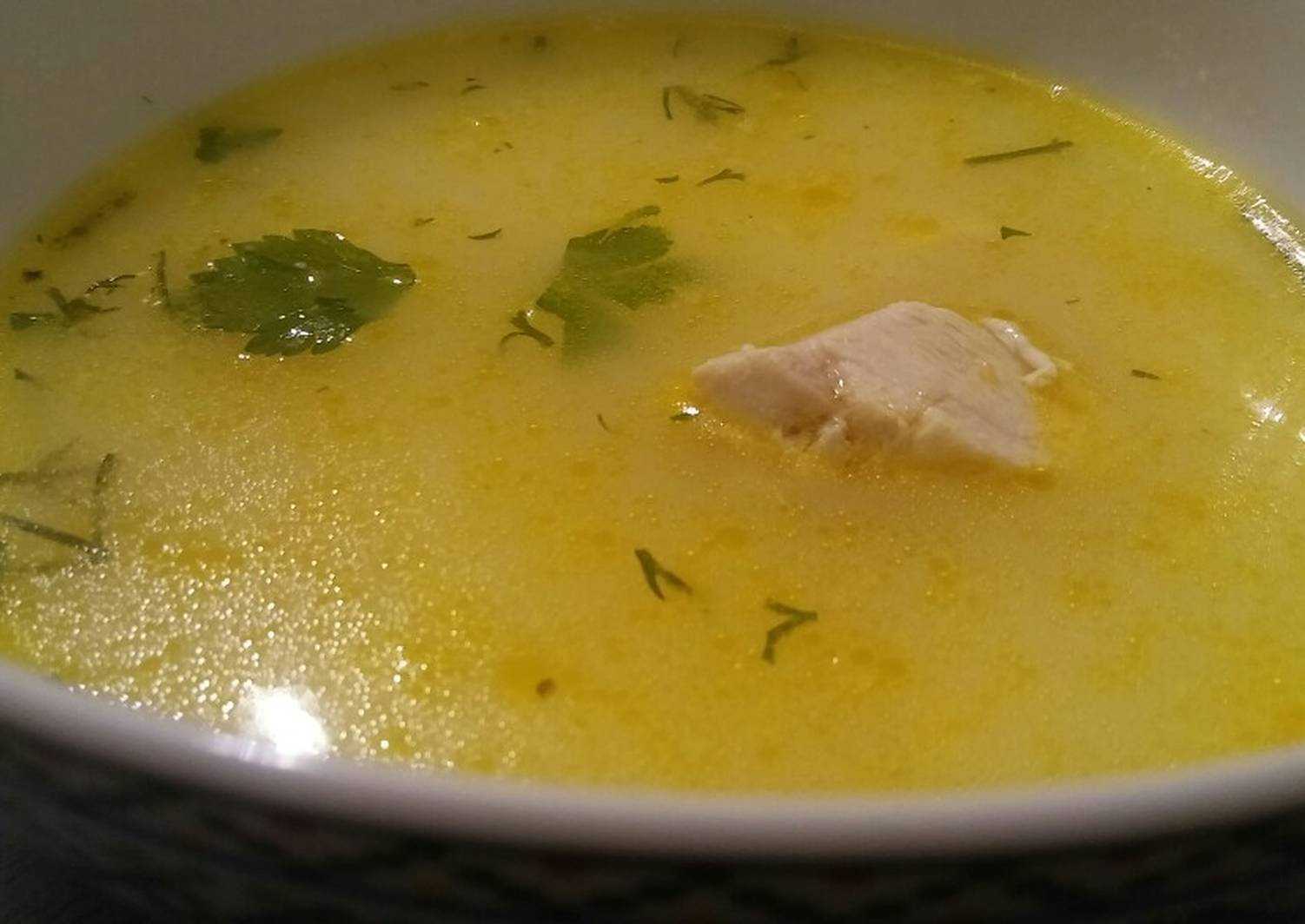 Суп с курицей и плавленым сыром