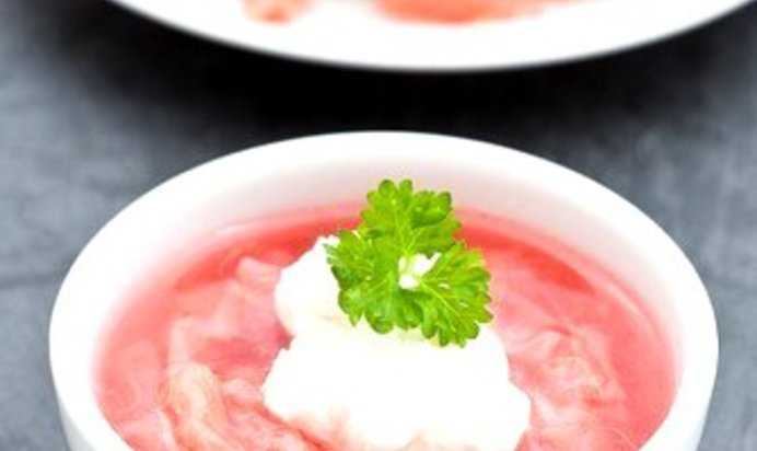 Зеленые кислые щи из ревеня » my humble food
