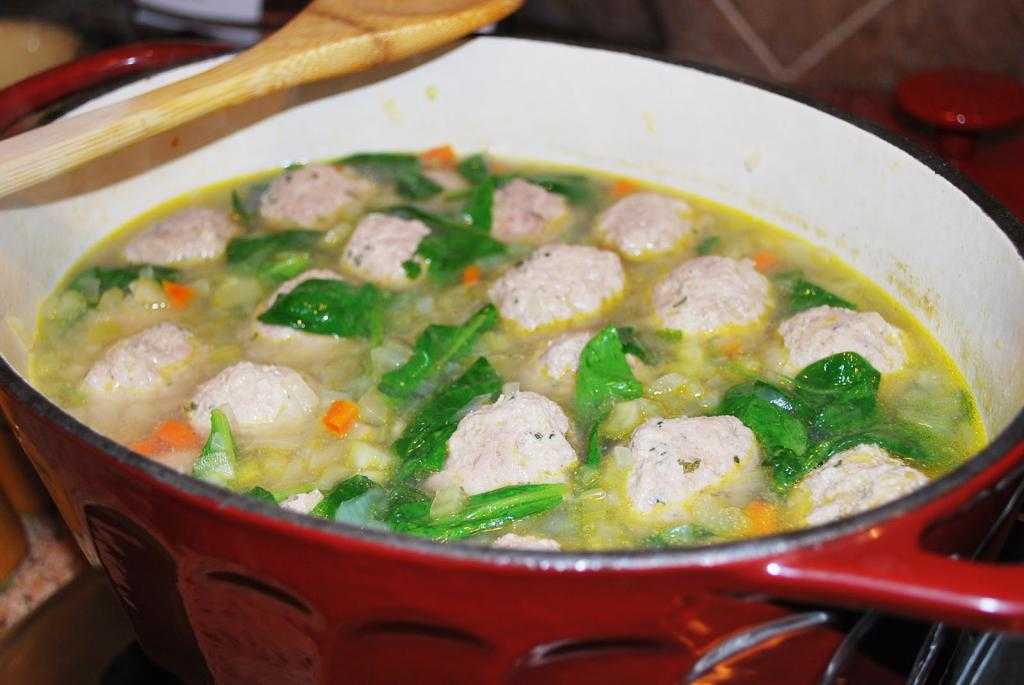 Суп вермишелевый с фрикадельками – очень вкусный и всеми любимый: рецепт с фото и видео