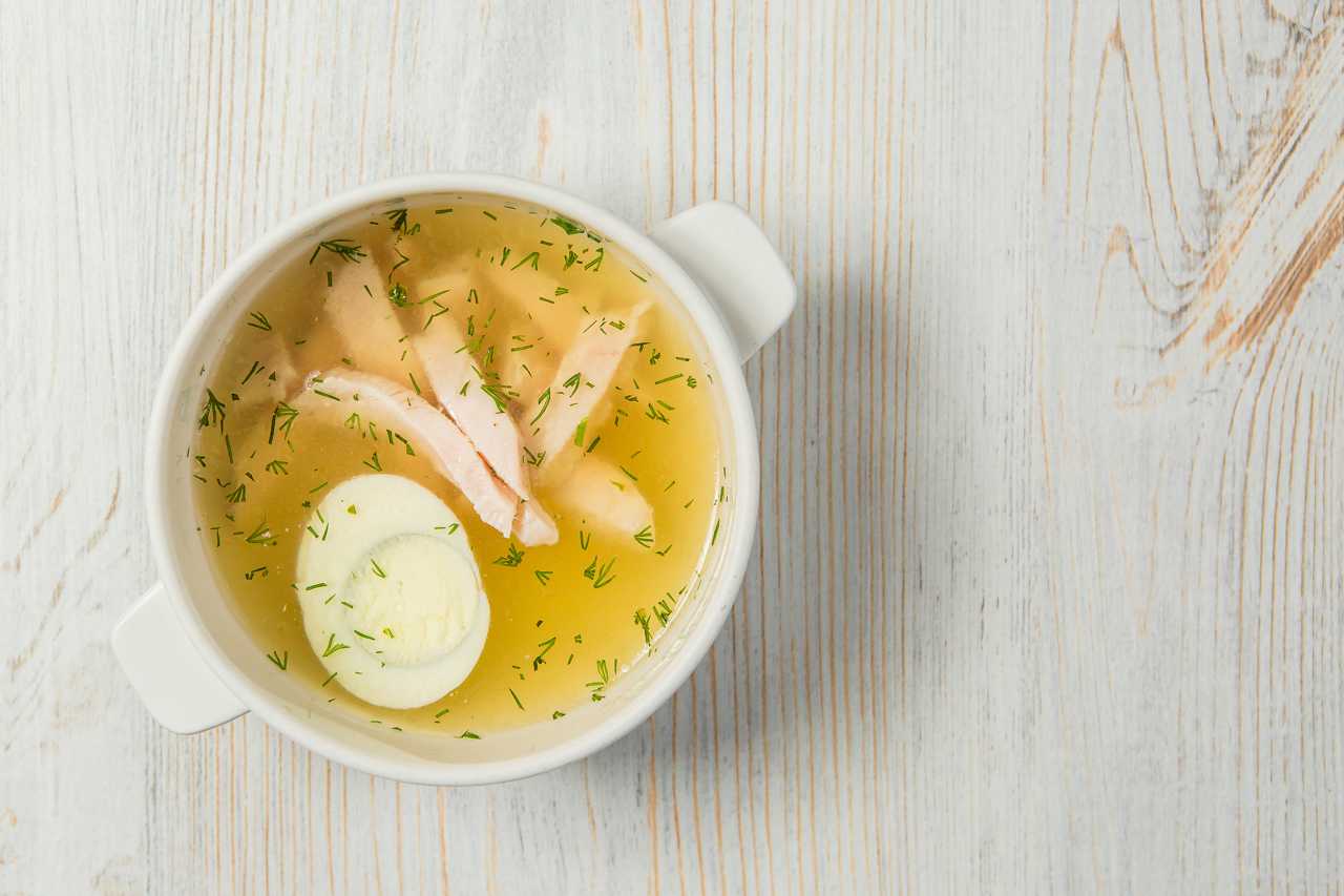 Куриный суп с яйцом – блюдо для настроения и здоровья! разные рецепты куриных супов с яйцами и овощами, грибами, крупами