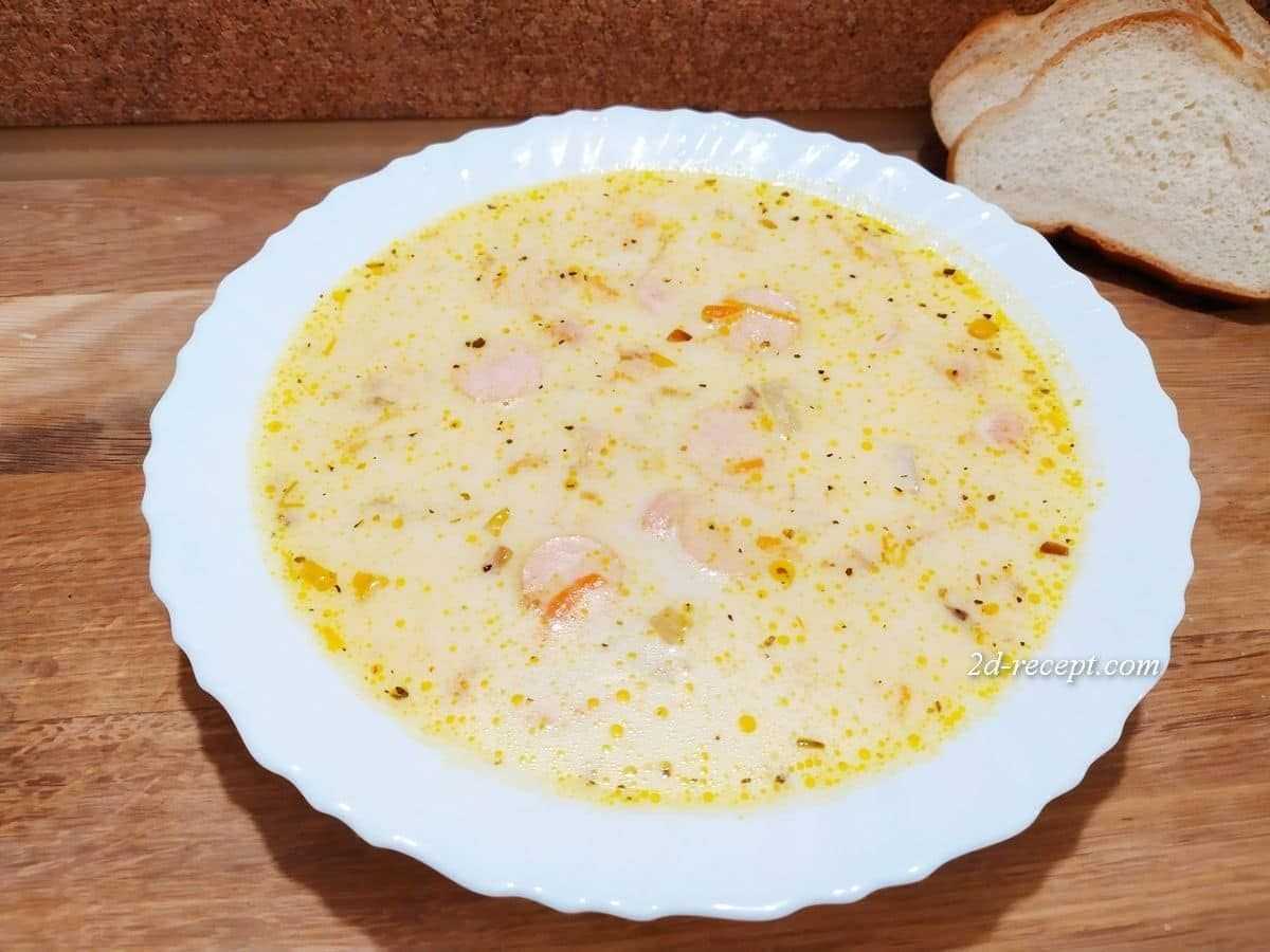 Сырный суп с копченой курицей