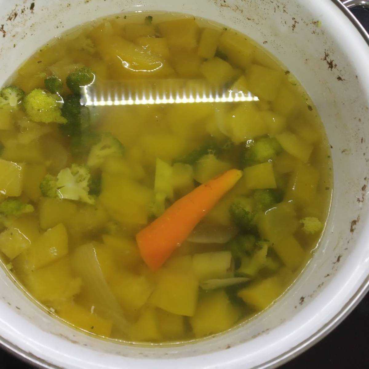 Суп из говядины на косточке - вкуснейший эликсир молодости костей и суставов: рецепт с фото и видео