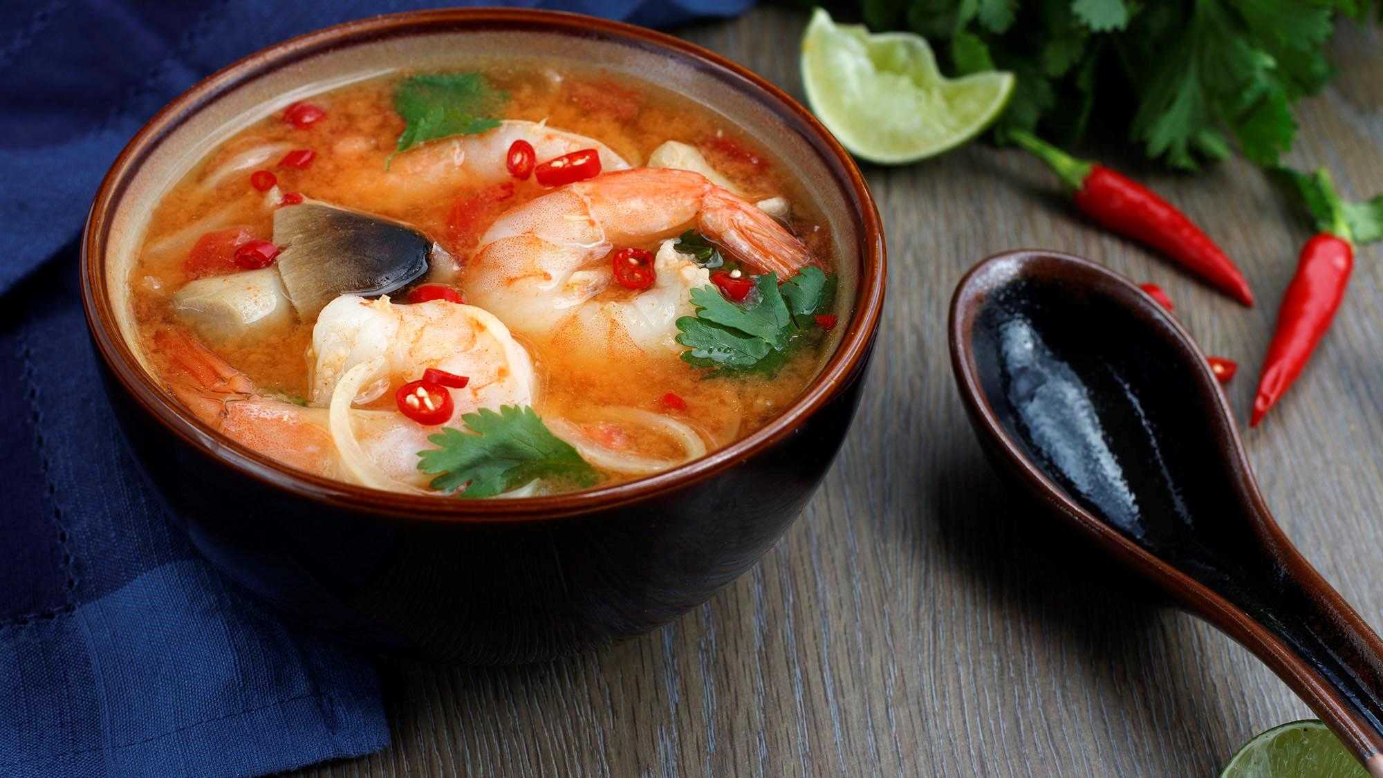 Суп том ям с курицей и креветками рецепт с фото пошагово - 1000.menu