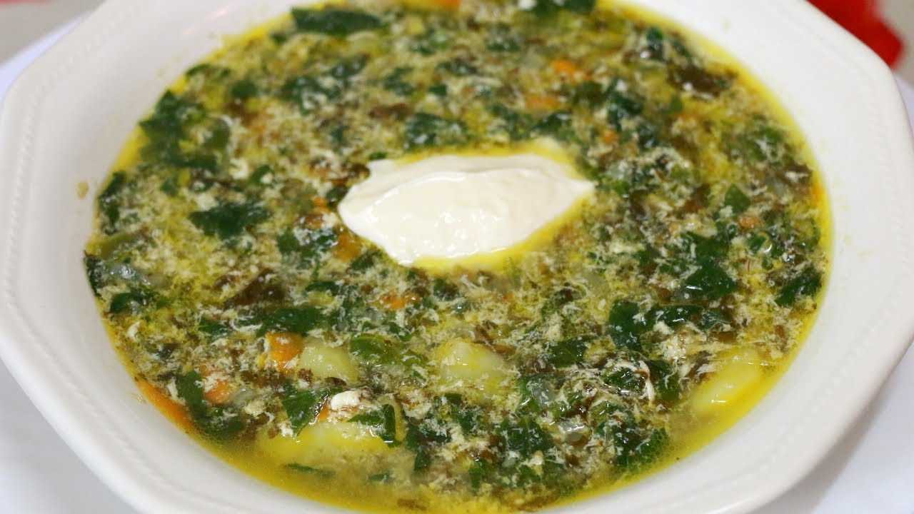 Зелёный борщ с щавелем и яйцом: рецепт с фото пошагово