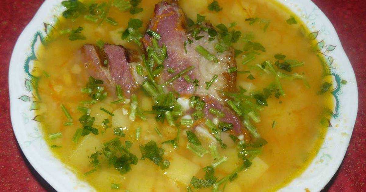 Грибной суп с копчеными рёбрышками и красной чечевицей