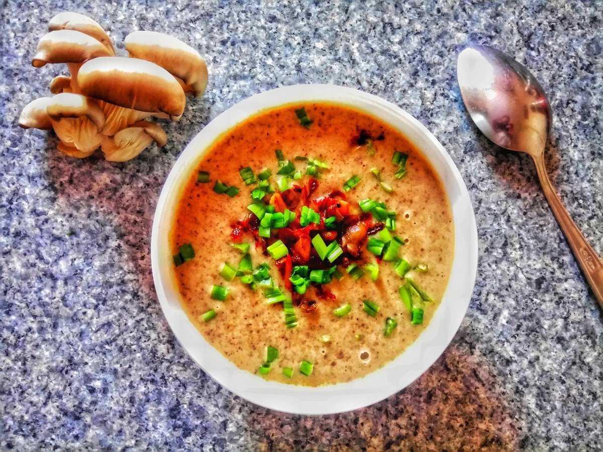 Сырный суп пюре с грибами рецепт с фото - 1000.menu