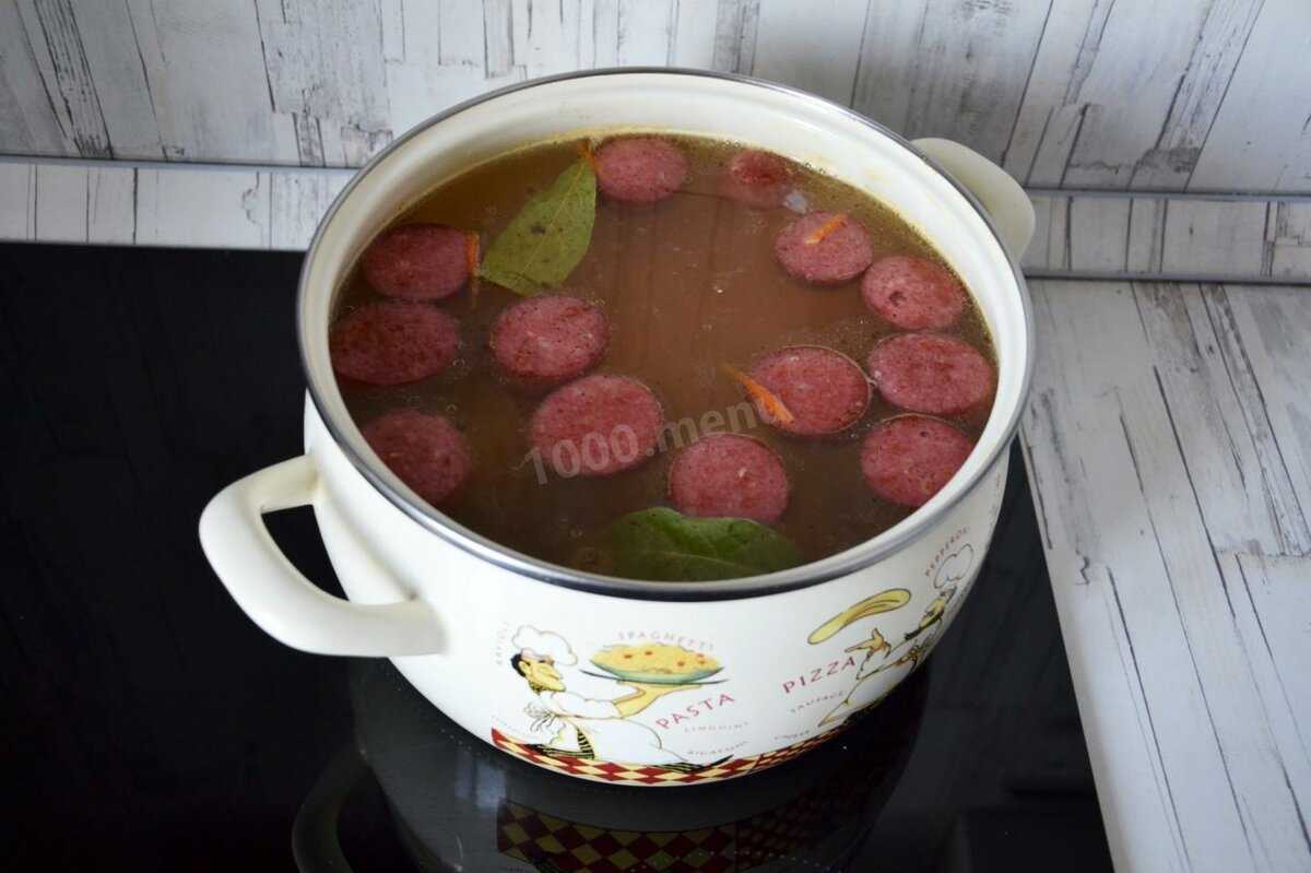 Гороховый суп с охотничьими колбасками рецепт с фото пошагово