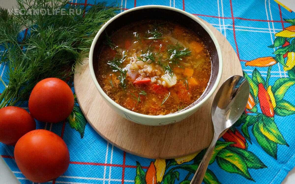 Суп с мясом и гречкой и лапшой