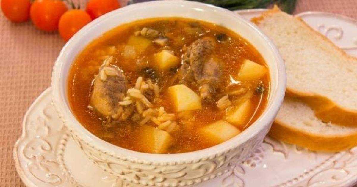 Суп с копченой уткой и лапшой