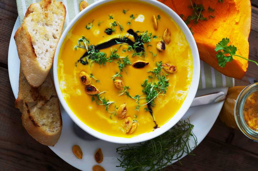 Суп с консервированной кукурузой: 10 лучших рецептов