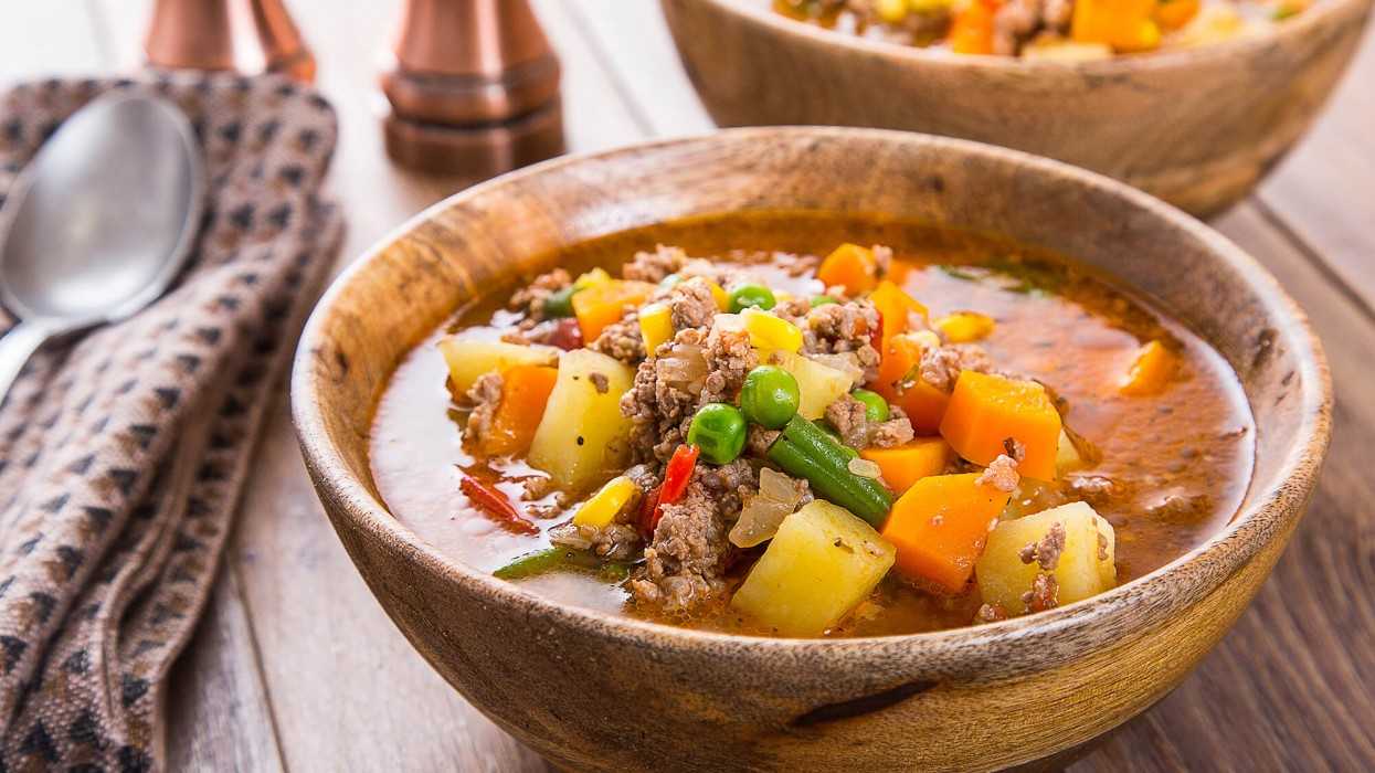 Мексиканский суп с фасолью - сытное блюдо с острым пикантным вкусом, ароматом трав и овощей: рецепт с фото и видео