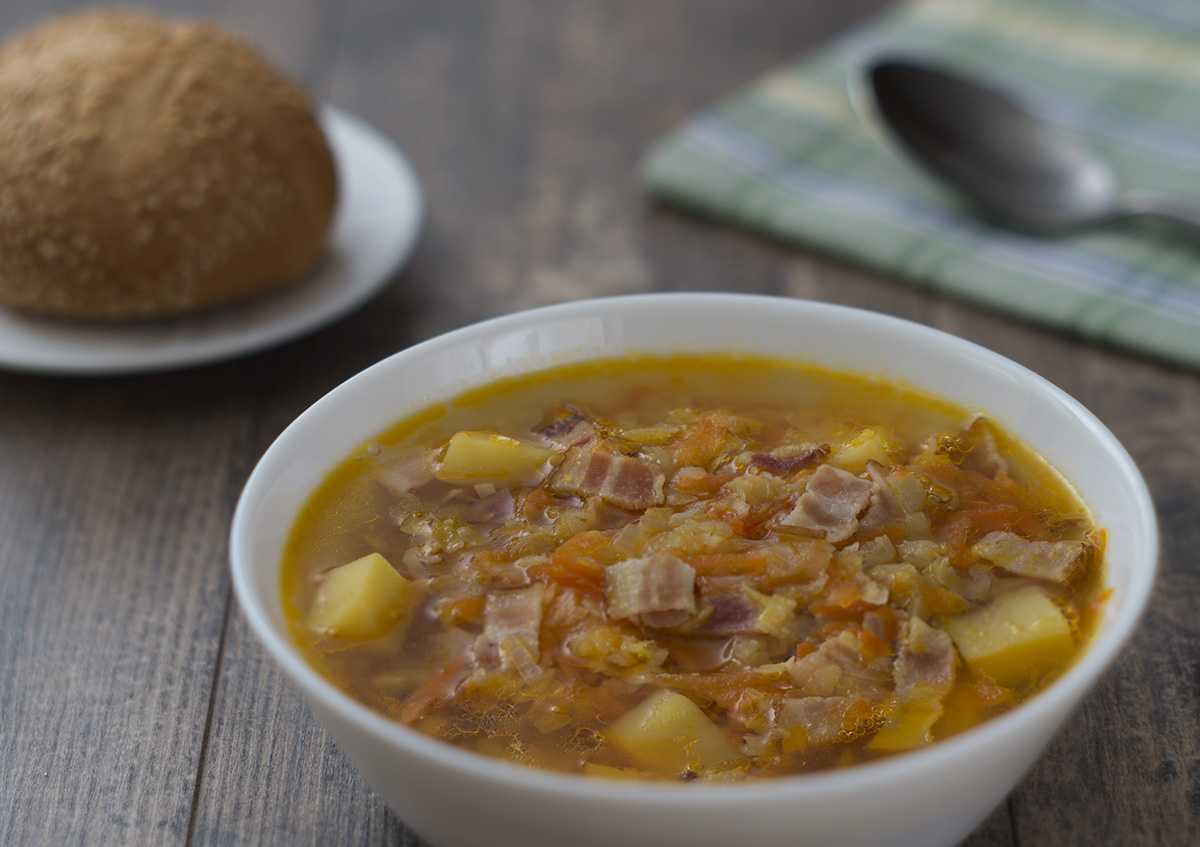 Гороховый суп с копченостями, 3 рецепта с пошаговыми фото — wowcook.net