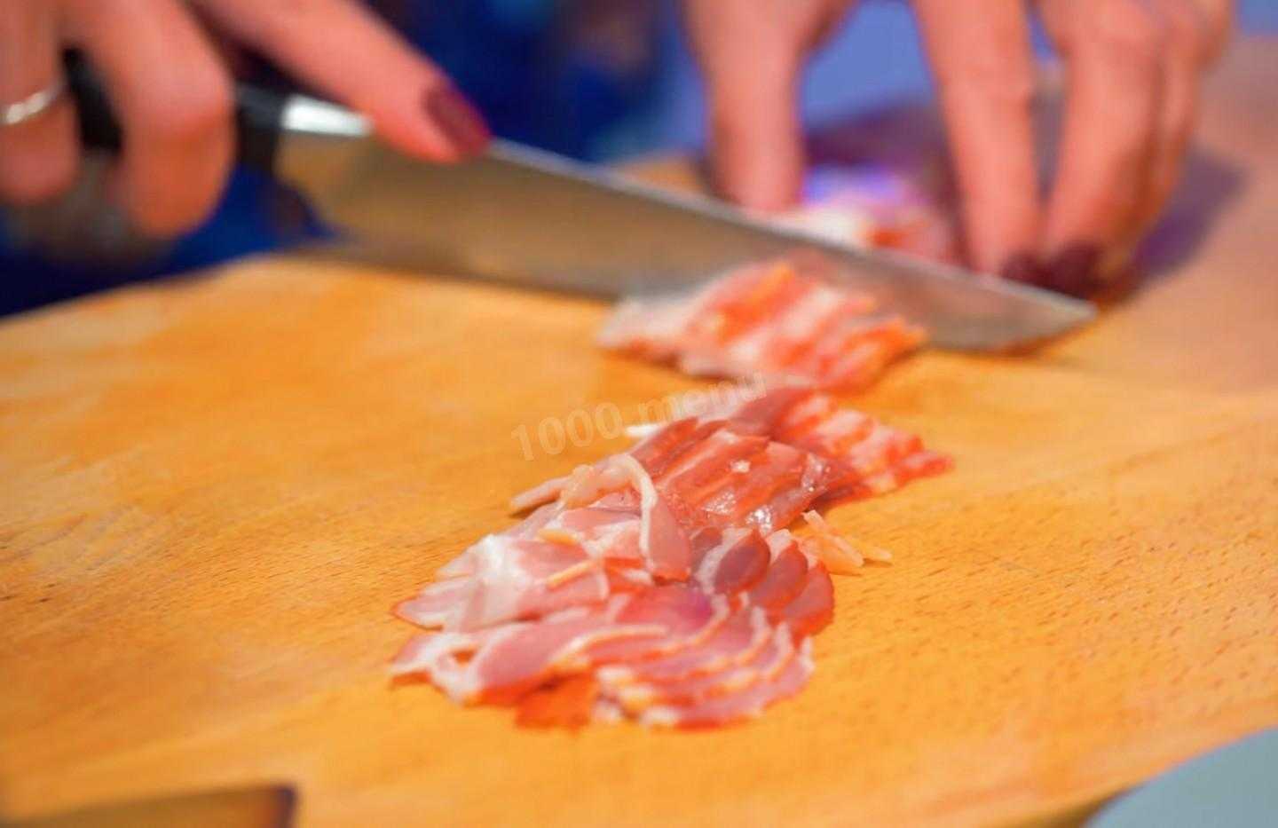 Гороховый суп с беконом и ветчиной рецепт с фото пошагово - 1000.menu