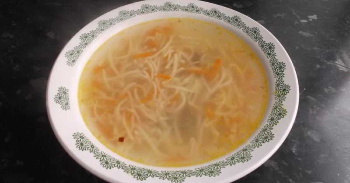 Как сделать домашнюю лапшу для супа рецепт с фото пошагово