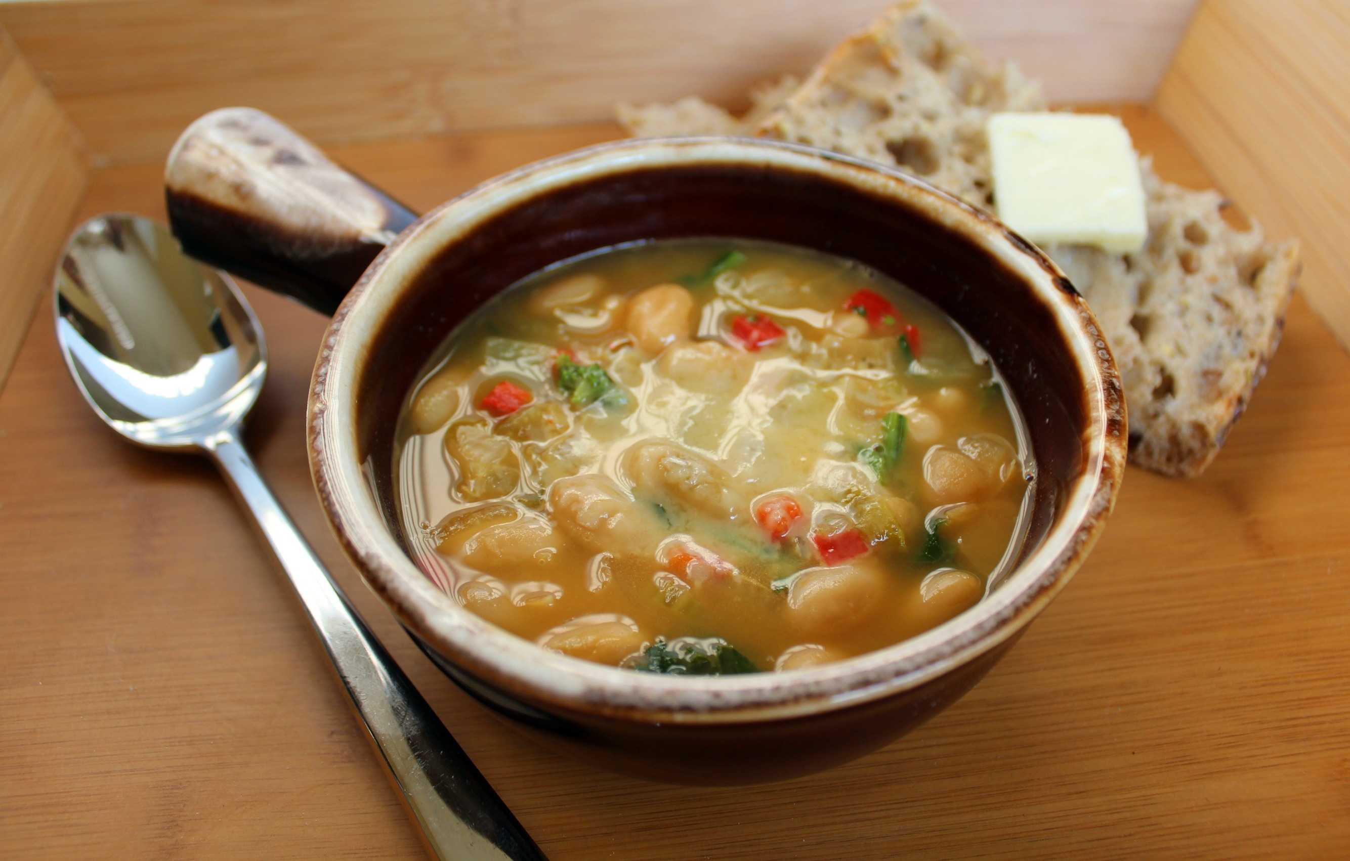 Как приготовить постный суп из фасоли: топ-4 рецепта