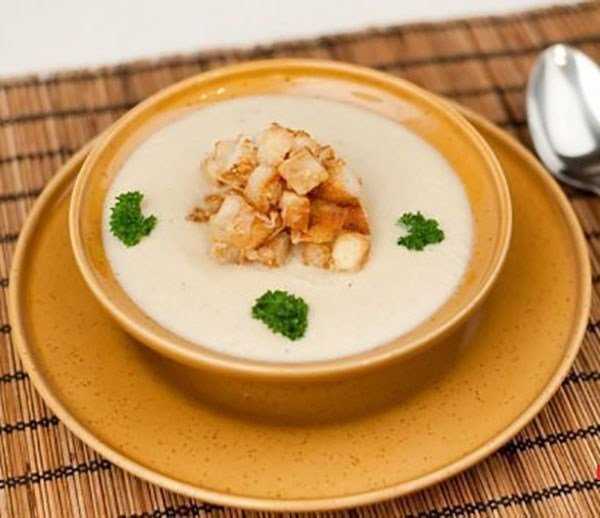Стройность из лукошка: рецепты супа-пюре из лесных грибов