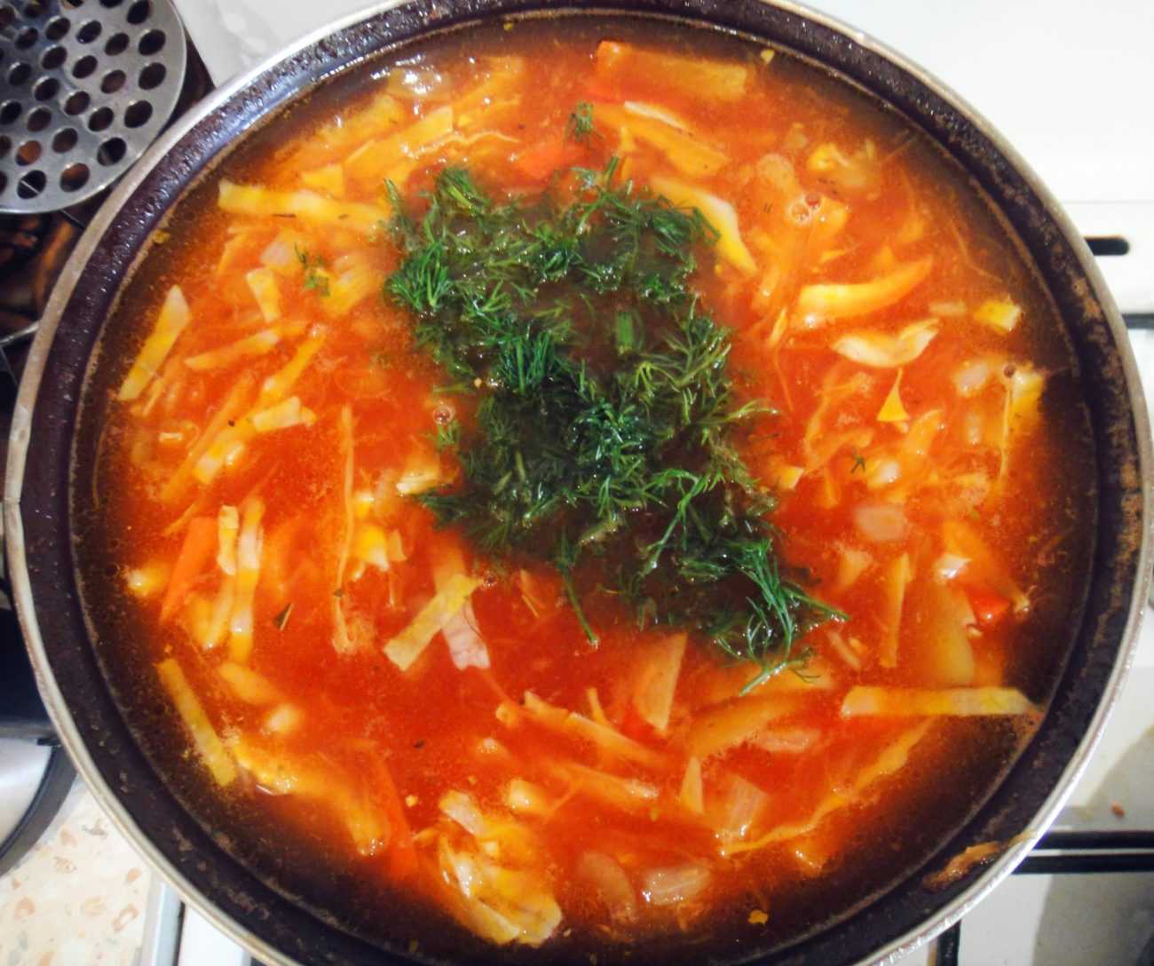 3 способа приготовить вкусный постный борщ - лайфхакер