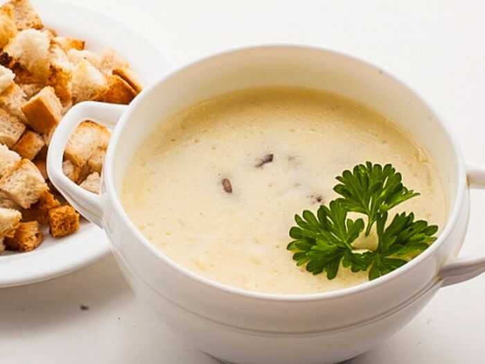 Вкуснейший суп-пюре из шампиньонов: рецепт грибного блюда с фото