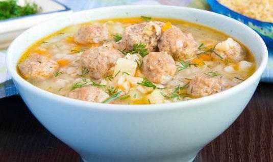 Суп с куриными фрикадельками