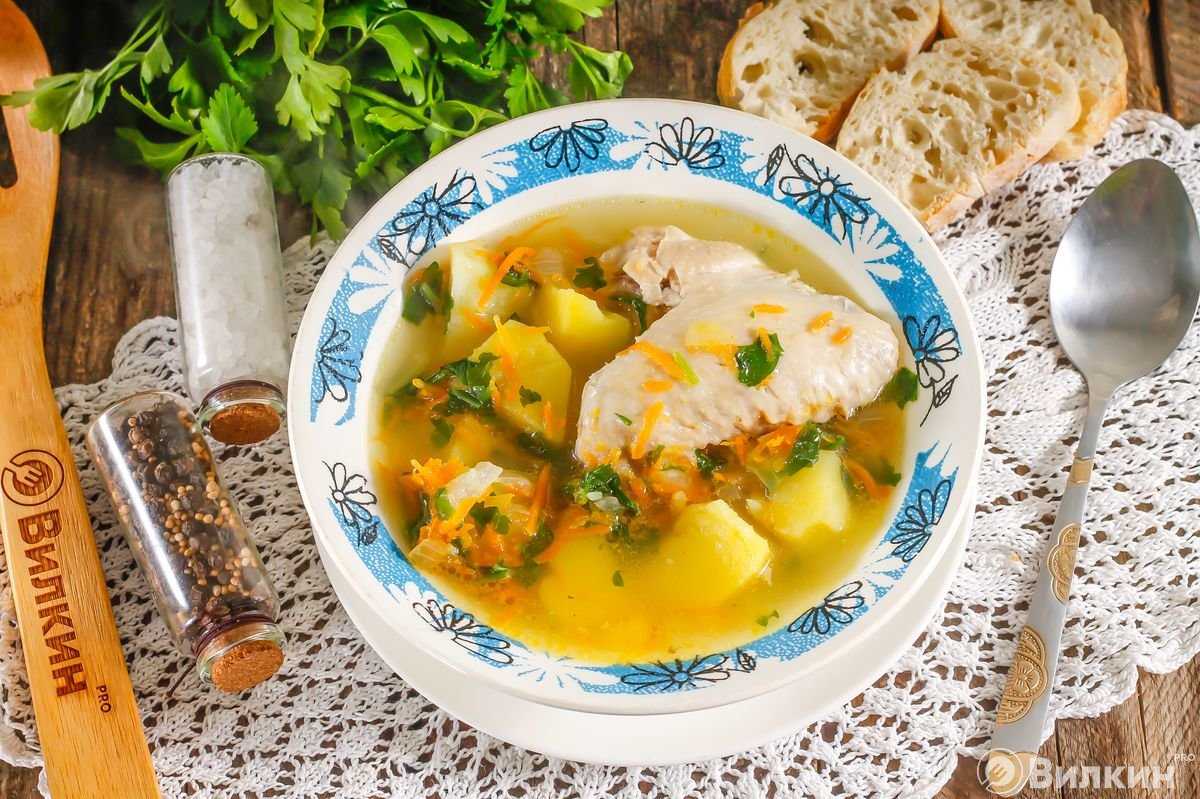 Суп с яйцом и курицей