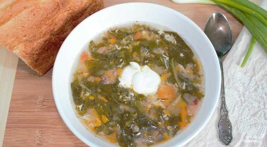 Суп из щавеля с тушенкой и яйцом рецепт с фото