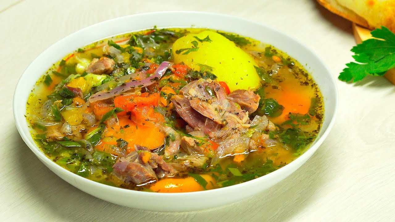 Толма из баранины с яблоками и изюмом