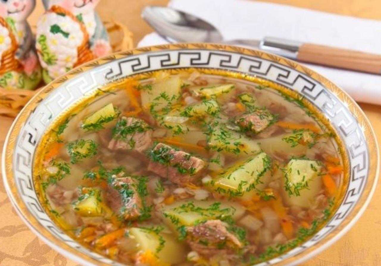 Гречневый суп с копченой курицей