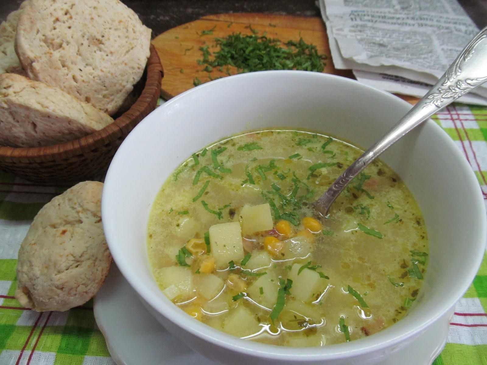Суп мясо картошка морковь. Суп картофельный (с клецками и шпиком). Швабский картофельный суп. Суп куриный с картофелем. Суп с картофелем и кукурузой.