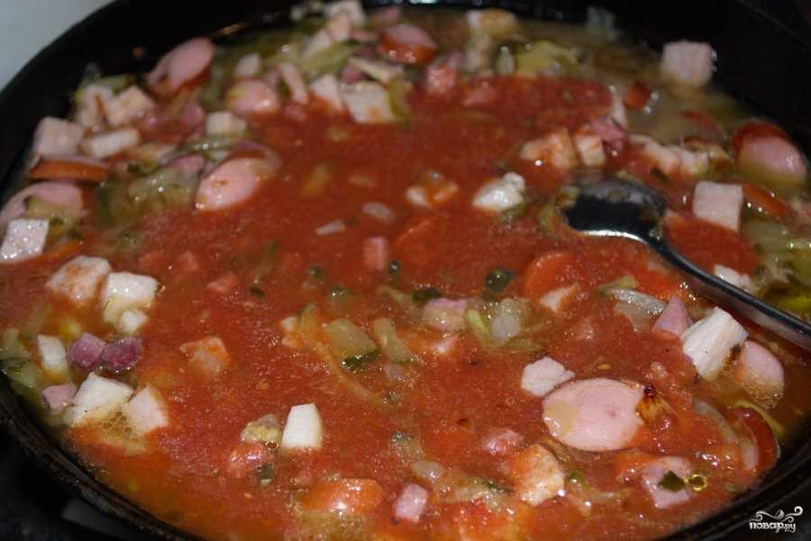 Сборная солянка с колбасой рецепт с фото