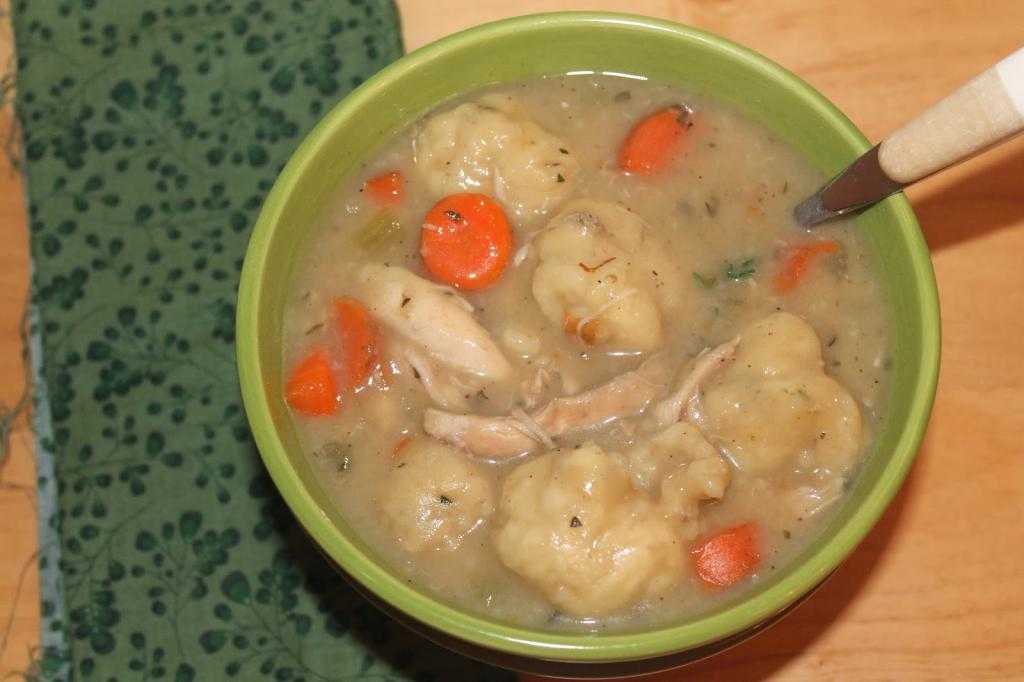 Суп из кролика - пошаговые рецепты приготовления с рисом, вермишелью и овощами с фото