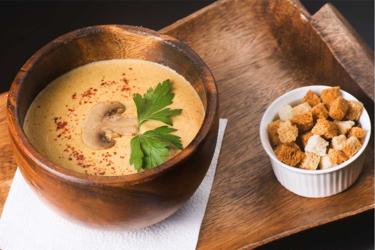 Суп пюре из грибов - очень нежный и ароматный: рецепт с фото и видео.