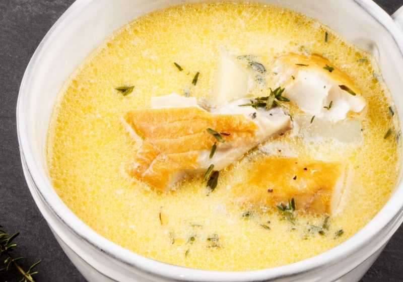 Сырный суп с колбасой и плавленным сыром