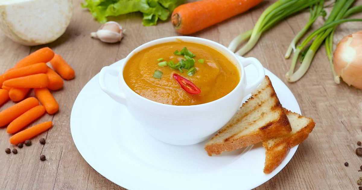 Морковный суп – яркий гость на обеденном столе: рецепт с фото и видео