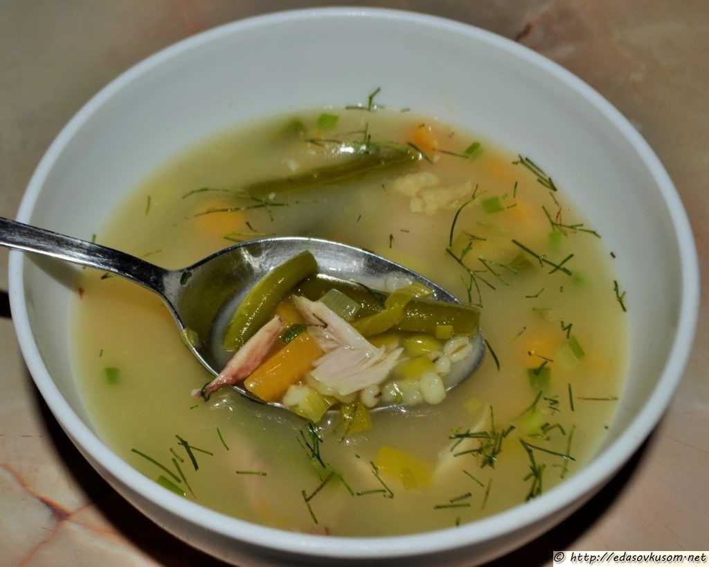 Куриный суп с перловкой – 5 легких рецептов