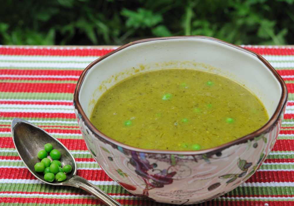Горошек зеленый свежий рецепт. Суп сен Жермен. Суп пюре сен Жермен. Суп сен-Жермен из зеленого горошка. Гороховый суп зеленый.