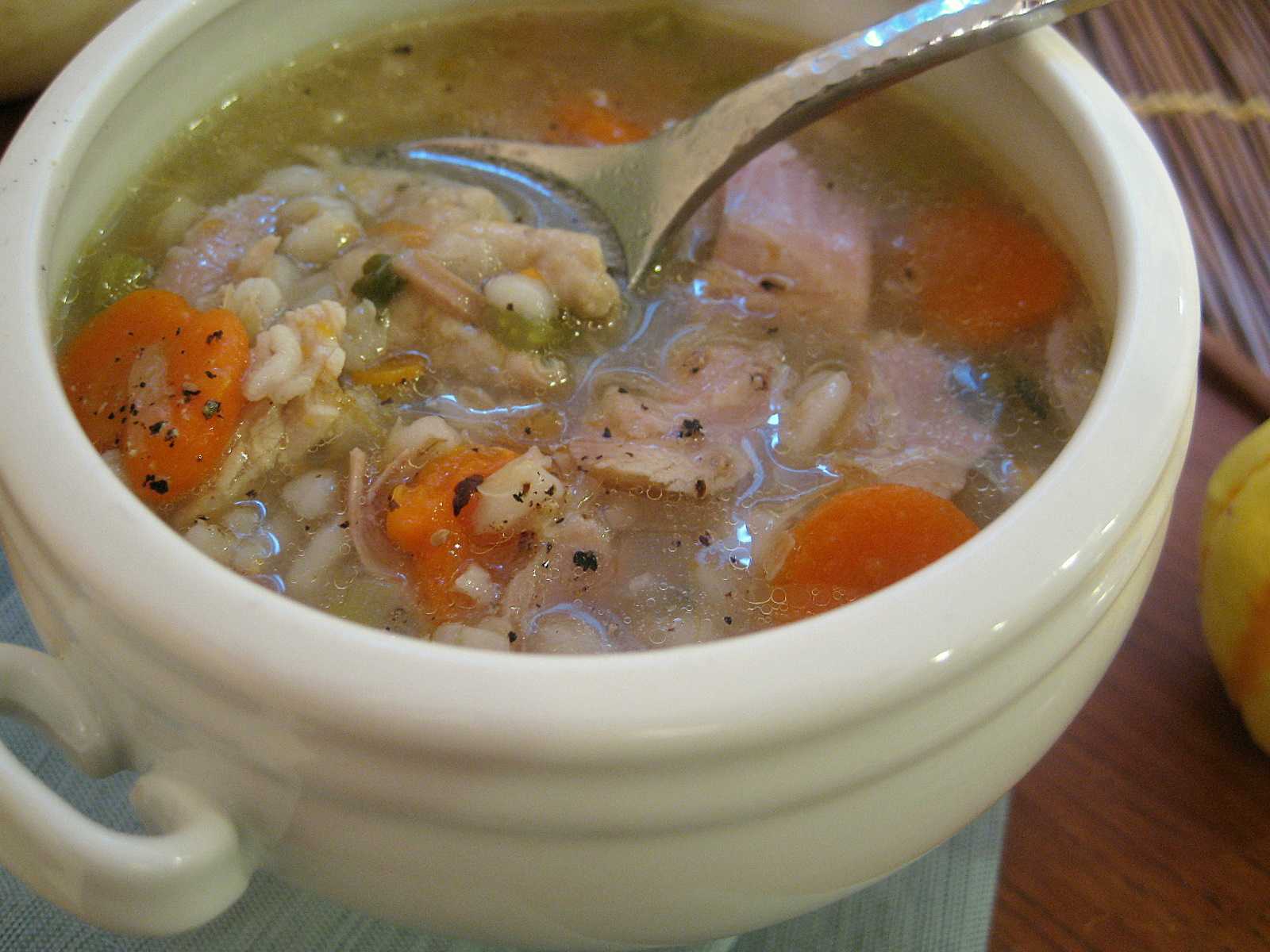 Суп с перловкой — проверенные рецепты. как правильно и вкусно приготовить суп с перловкой.