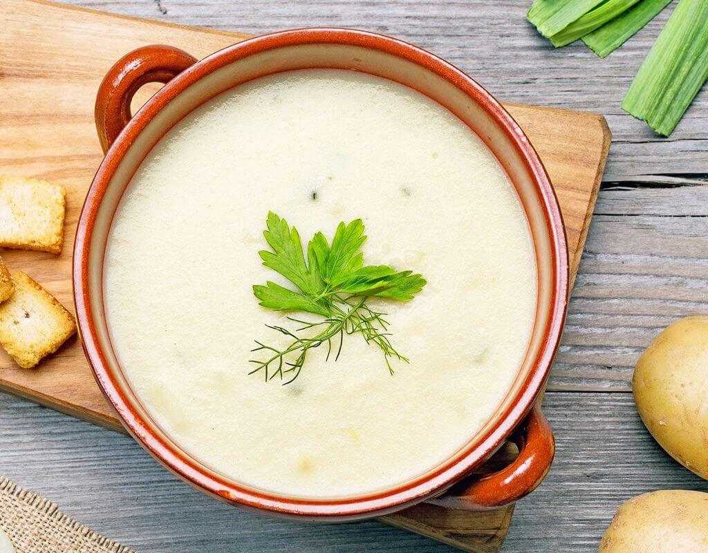 Французский луковый суп – 3 рецепта