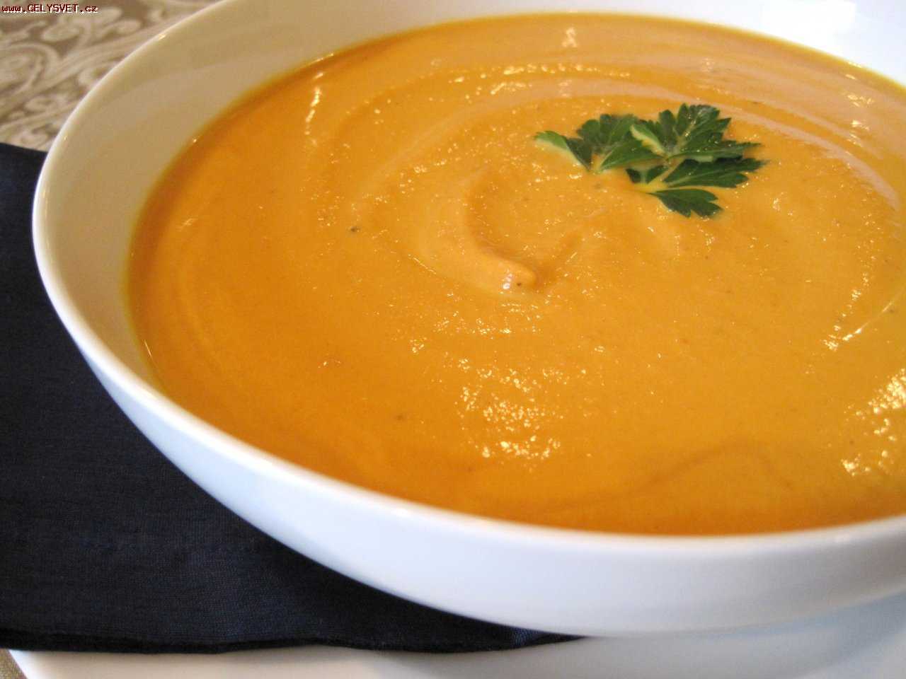 Пюре из тыквы и моркови. Морковный крем суп. Суп пюре из моркови. Суп пюре из тыквы. Крем пюре с морковкой.