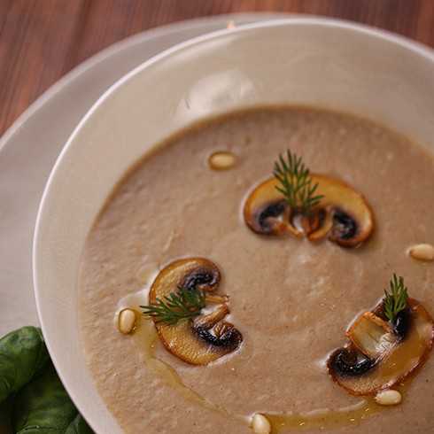 Cуп пюре из шампиньонов и картофеля