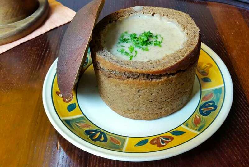Суп в хлебе чешский - 1000.menu