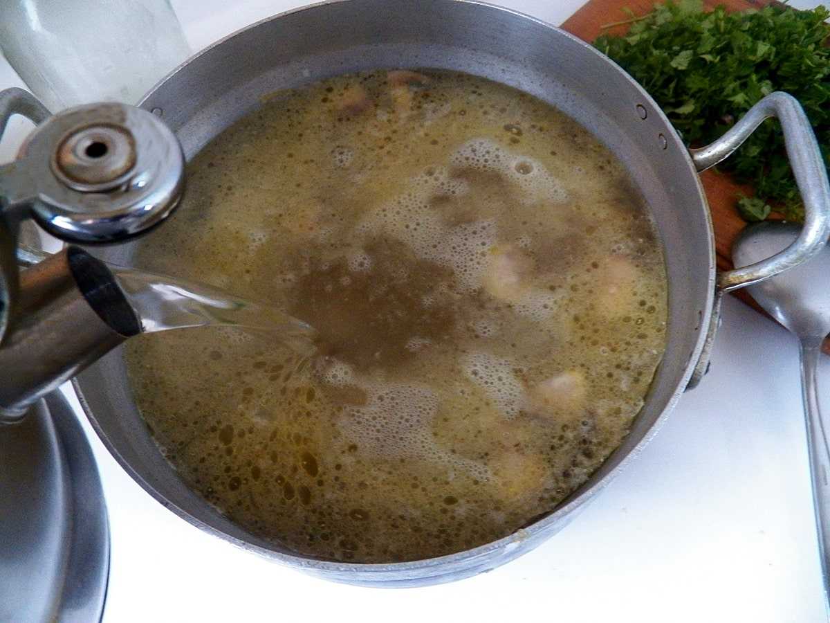 Грибной суп из шампиньонов с булгуром