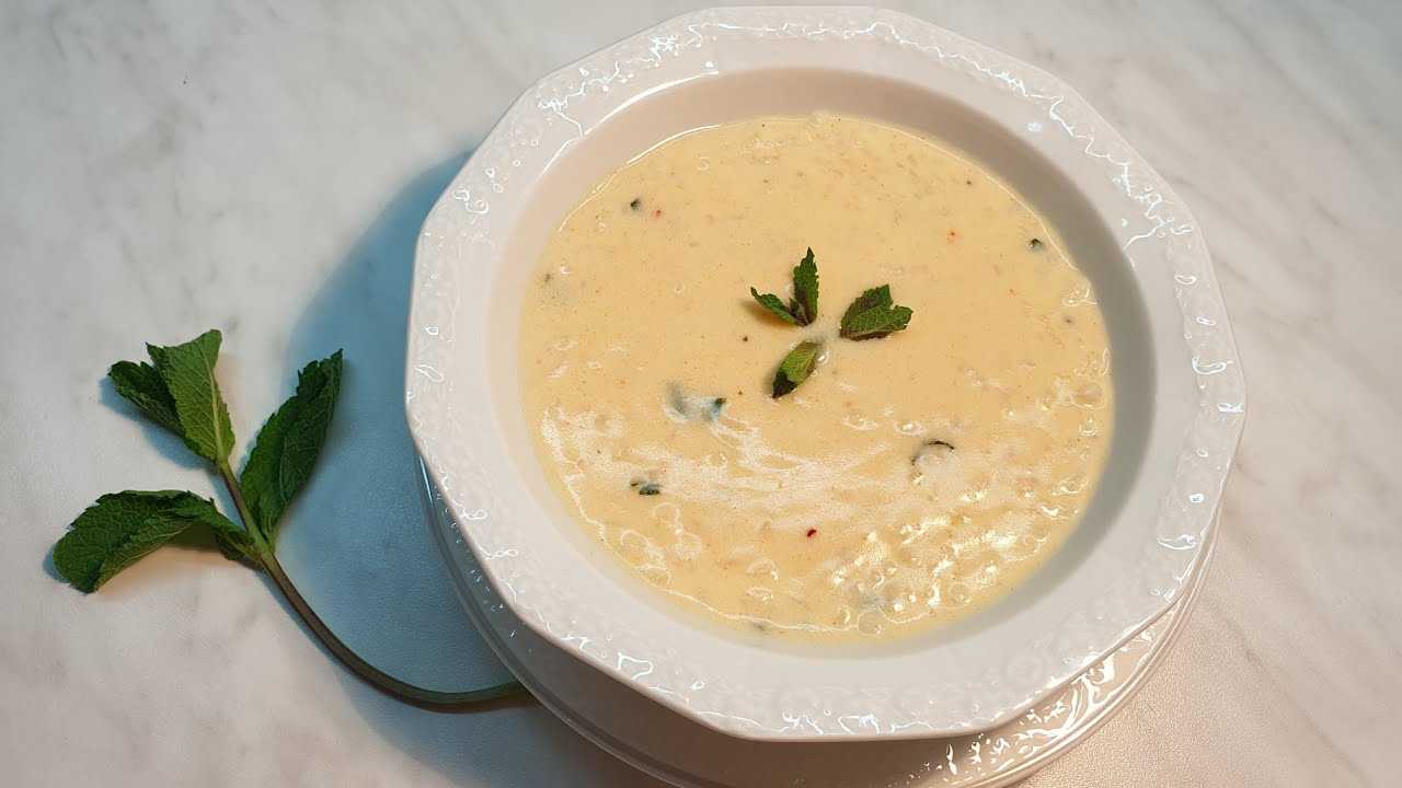 Йогуртовый суп. Турецкий йогуртовый суп. ЙАЙЛА суп. Турецкий суп из йогурта. Турецкий суп с мятой.