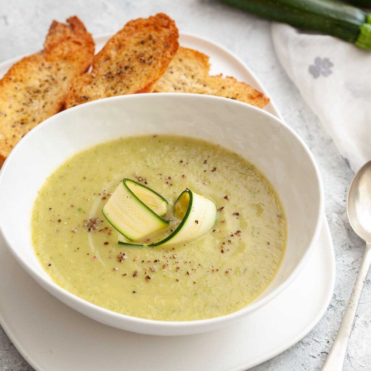 Крем суп из кабачков – очень полезный и низкокалорийный: рецепт с фото и видео