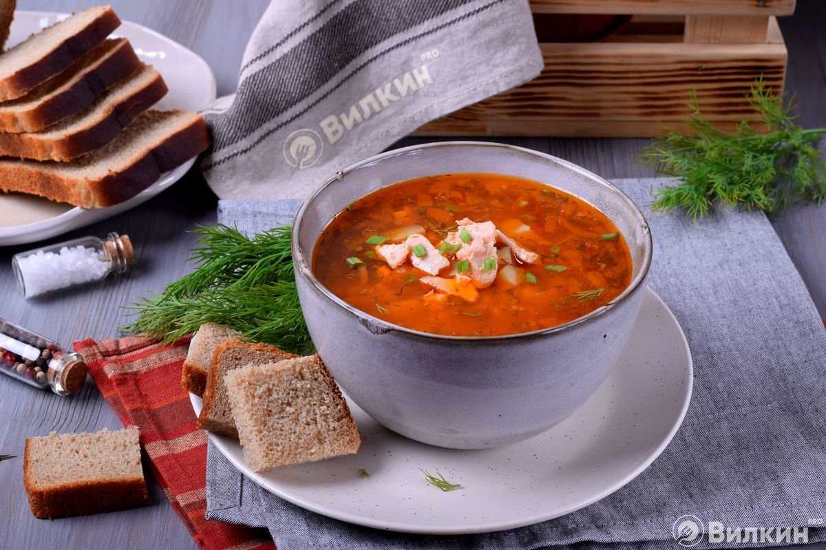 Уха суп с картошкой из головы форели рецепт с фото пошагово - 1000.menu