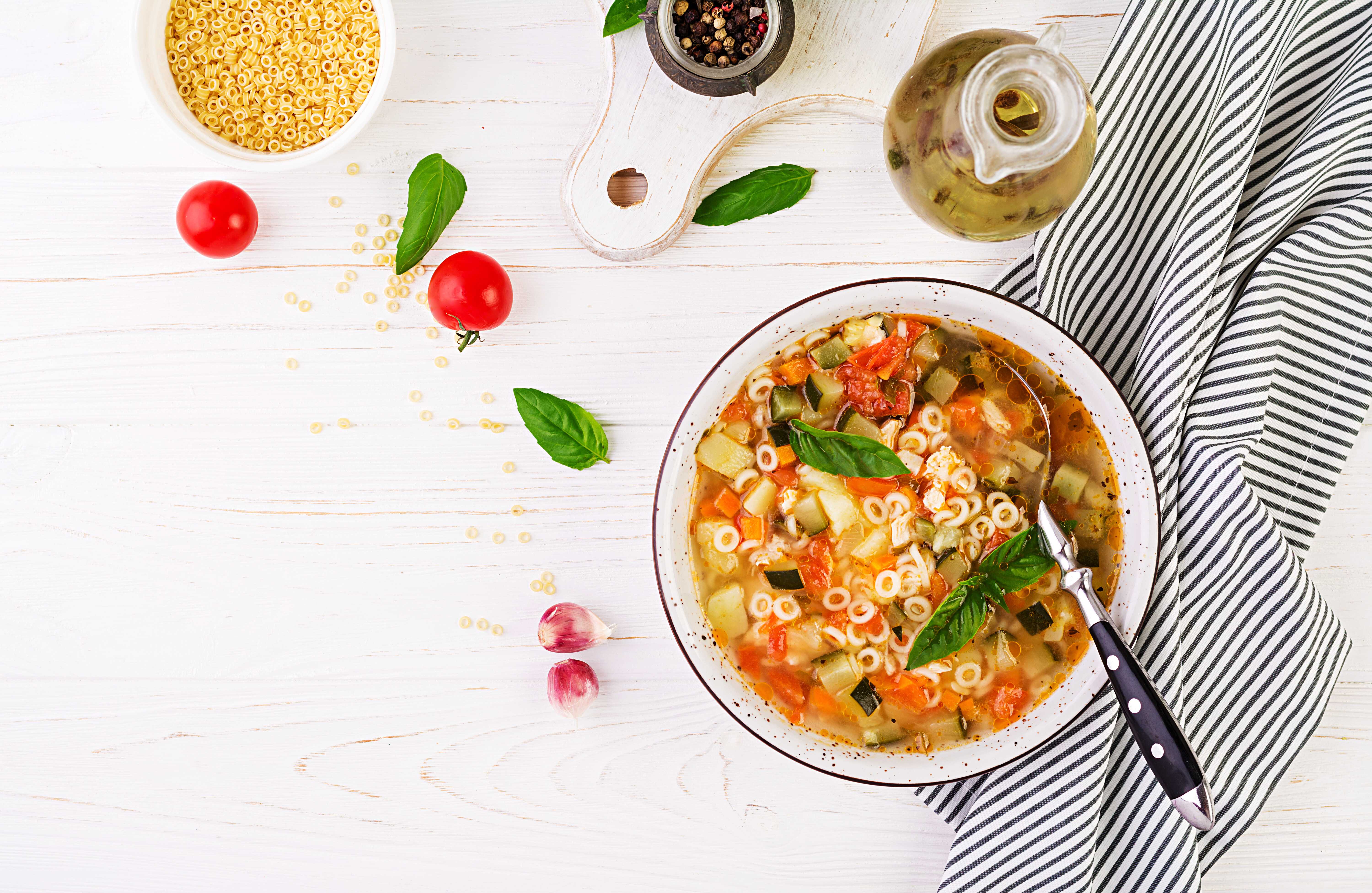 Как правильно приготовить классический суп минестроне (minestrone)