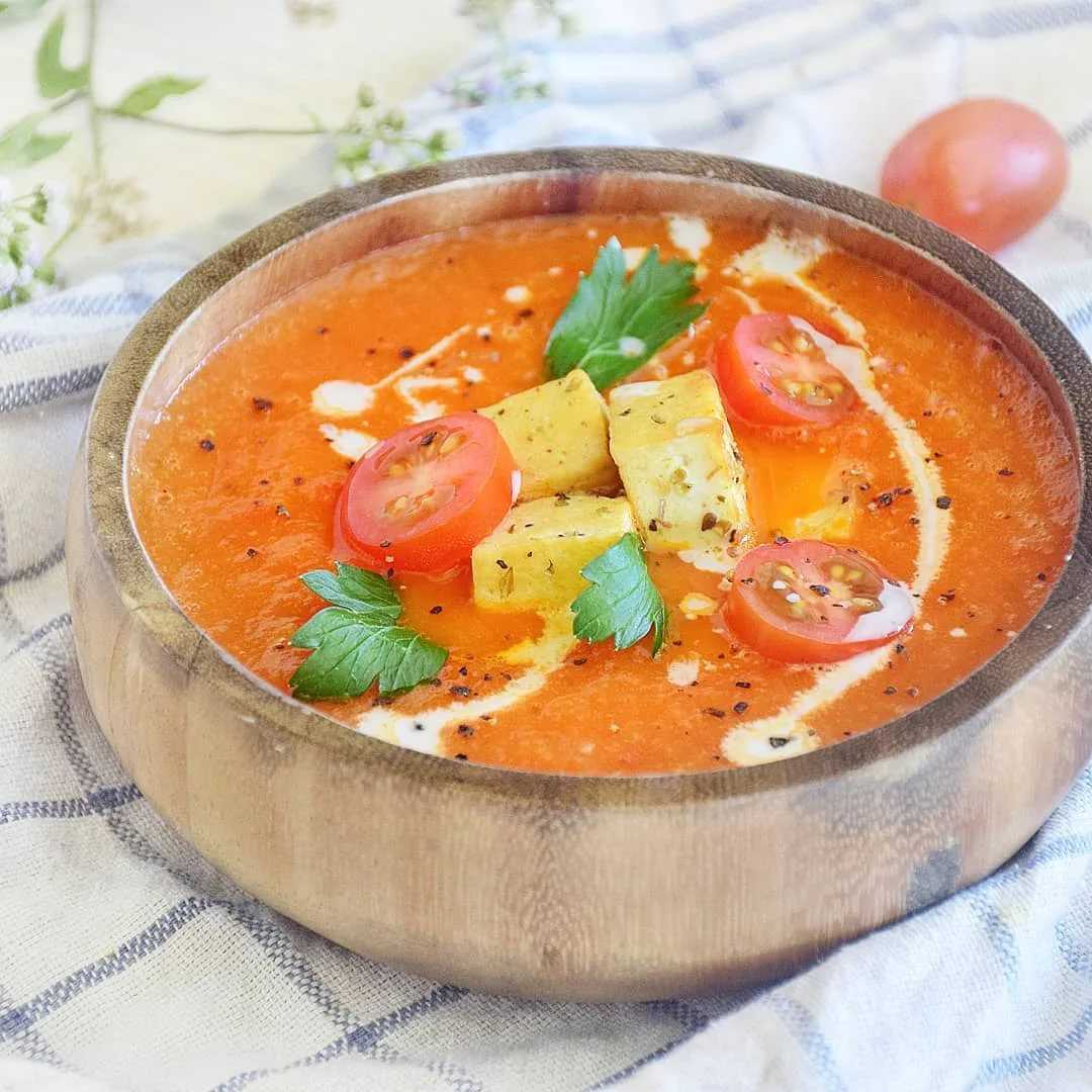 Простой и вкусный суп, рецепт первого блюда с фотографиями