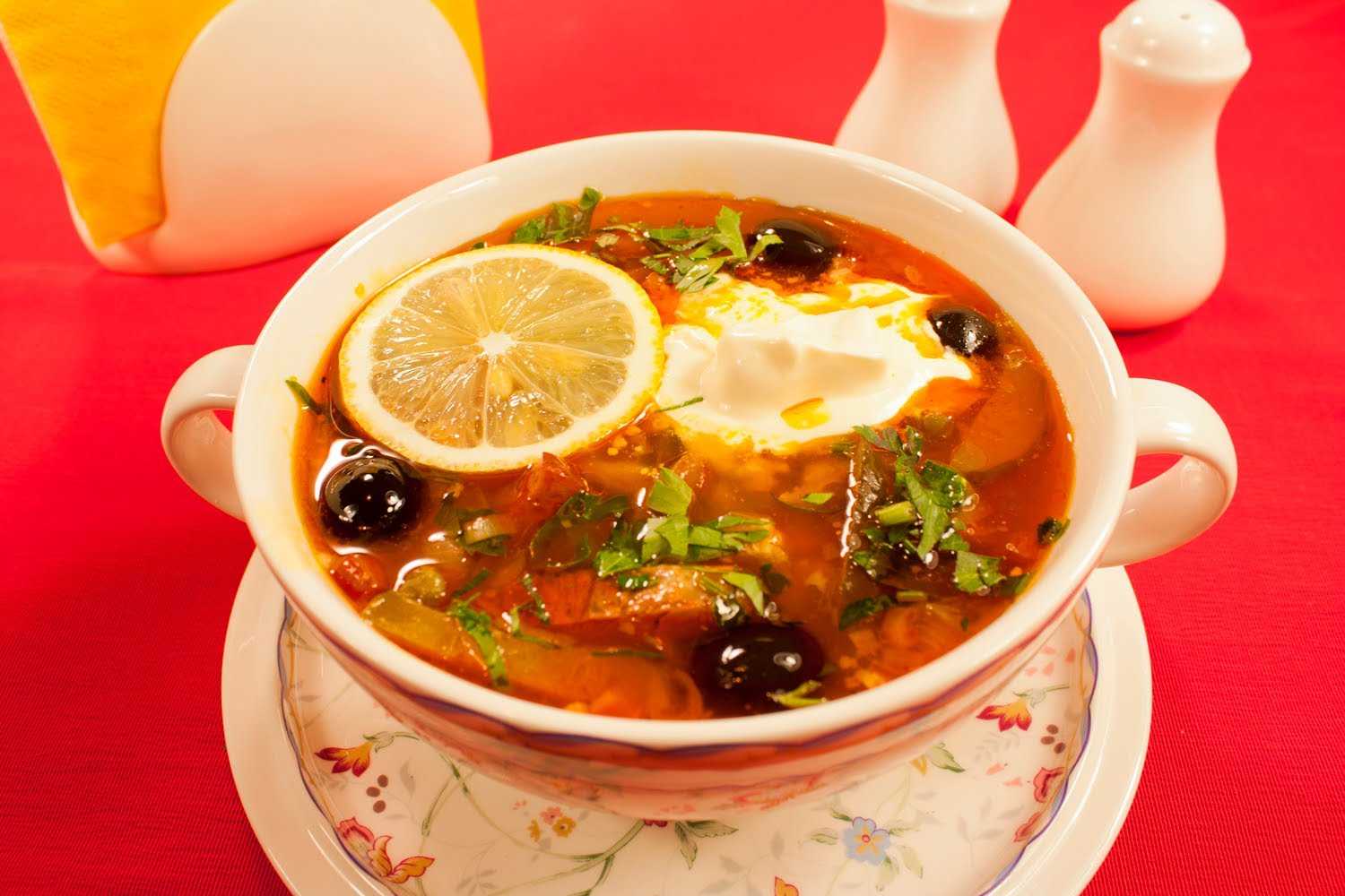 Суп-солянка — лучшие рецепты. как правильно и вкусно приготовить суп-солянку.